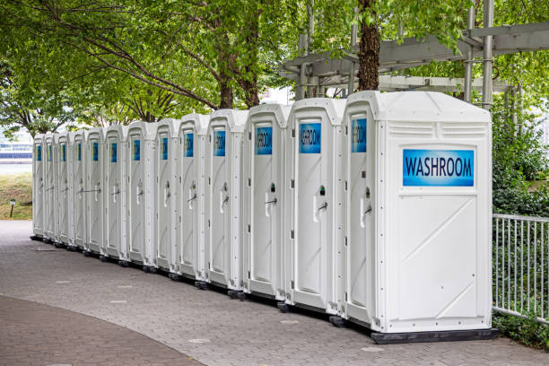 Portable bathroom rental in Oak Creek, WI